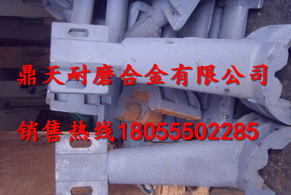南方路機中拌葉片，南方路機3000拌機襯板、攪拌臂廠(chǎng)家特供